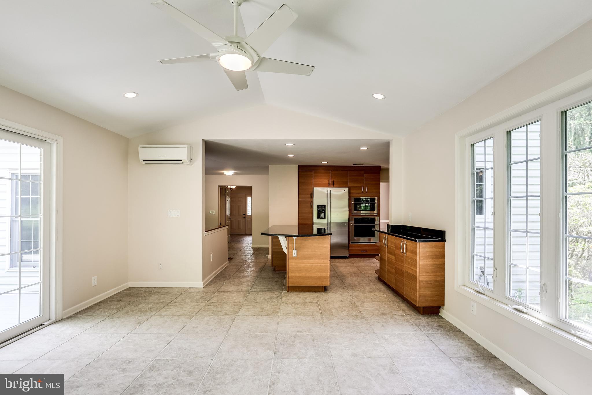 BURLEIGH MANOR - Residential