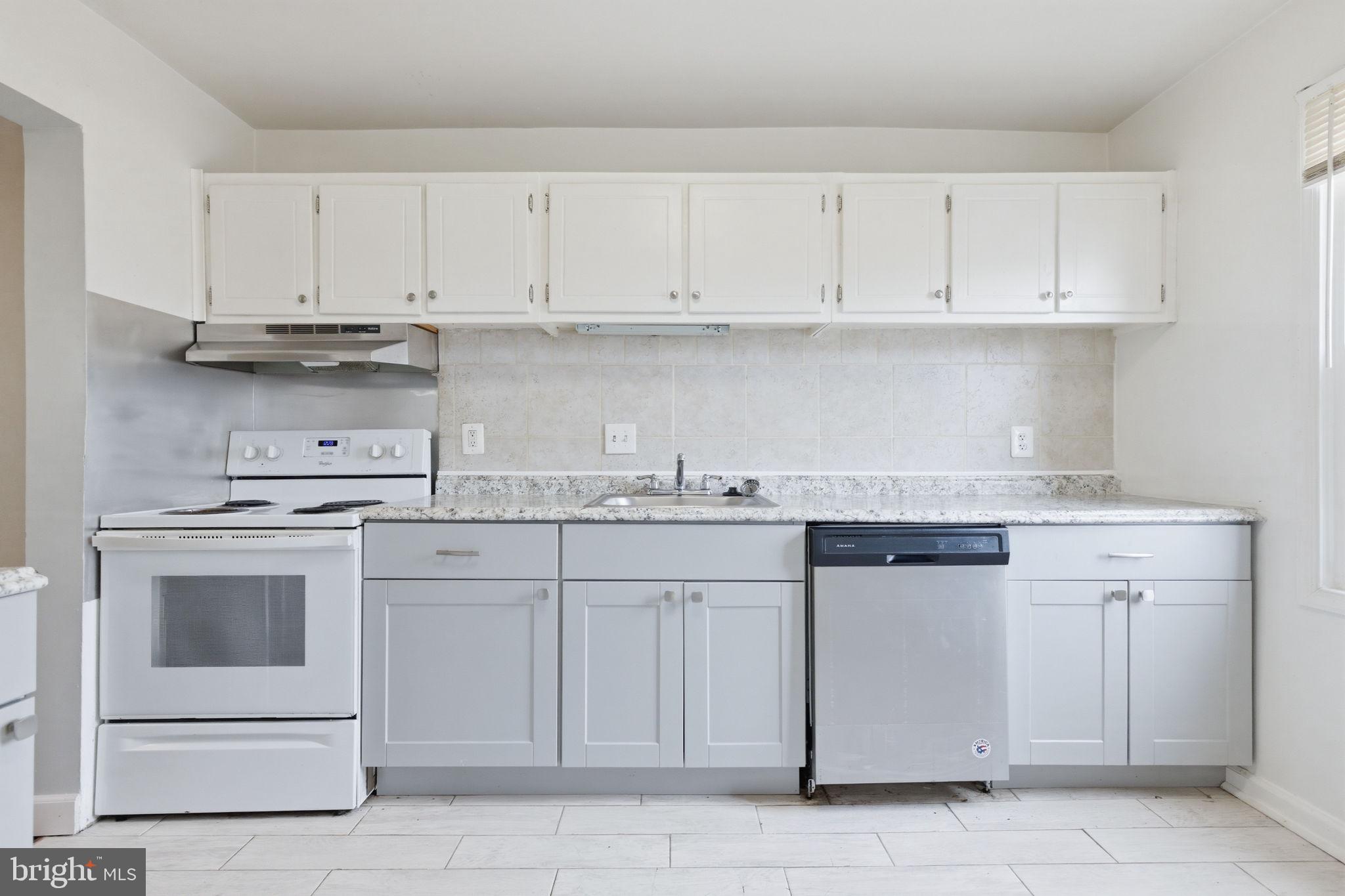 GEORGETOWN  VILLAGE - Residential