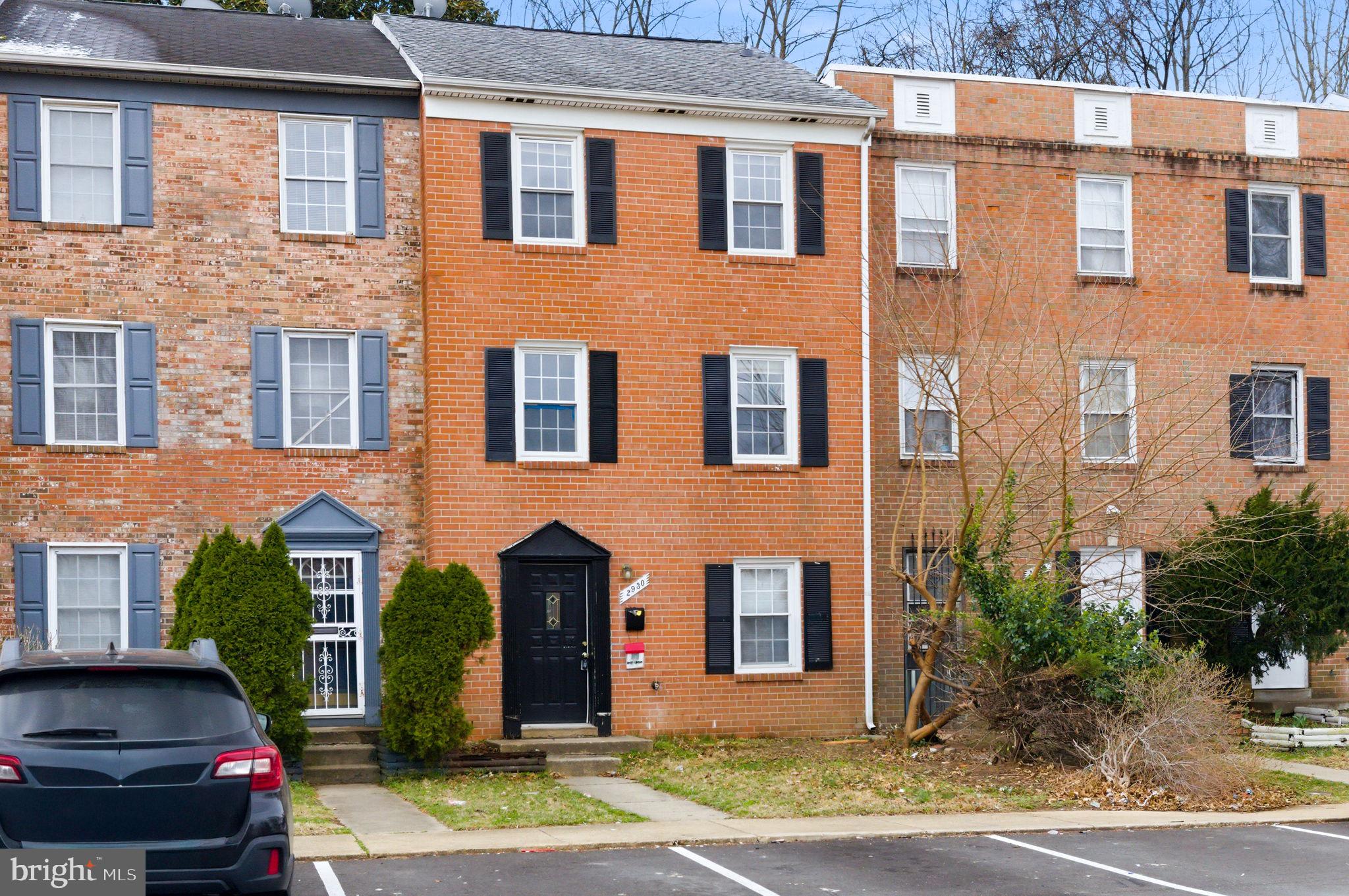 GEORGETOWN  VILLAGE - Residential