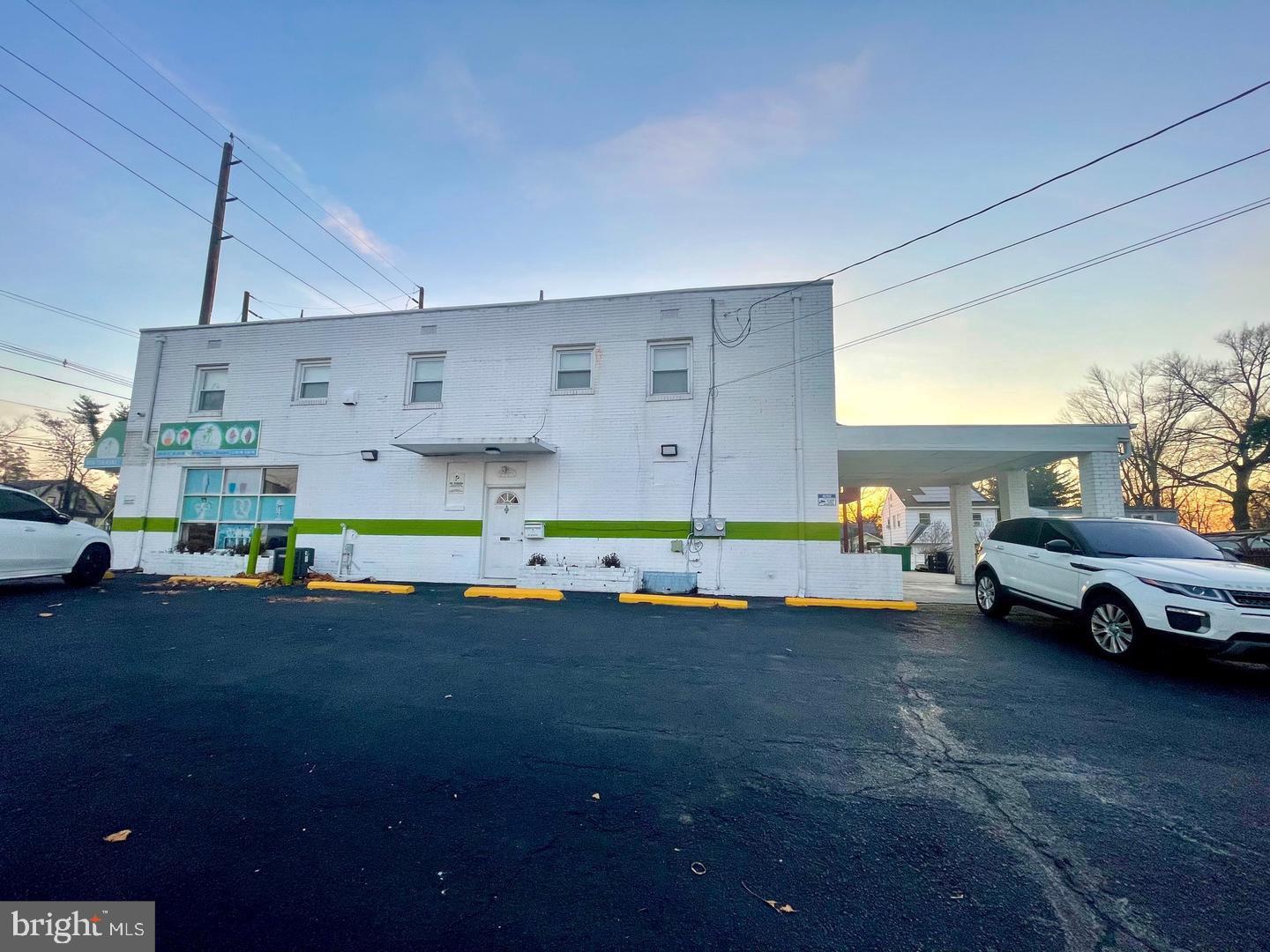 4747 WESTFIELD AVENUE