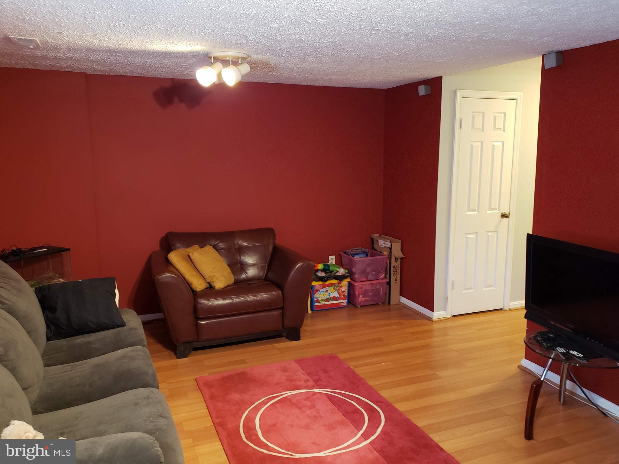 TANGLEWOOD - Residential Lease