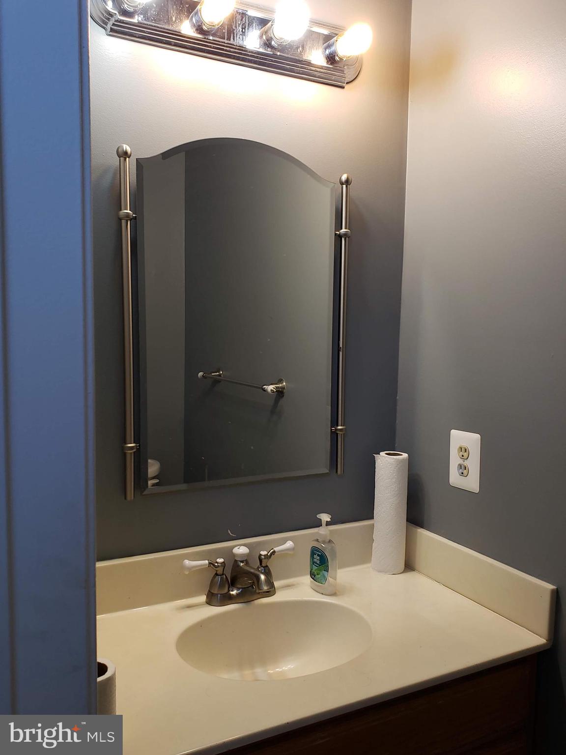 TANGLEWOOD - Residential Lease