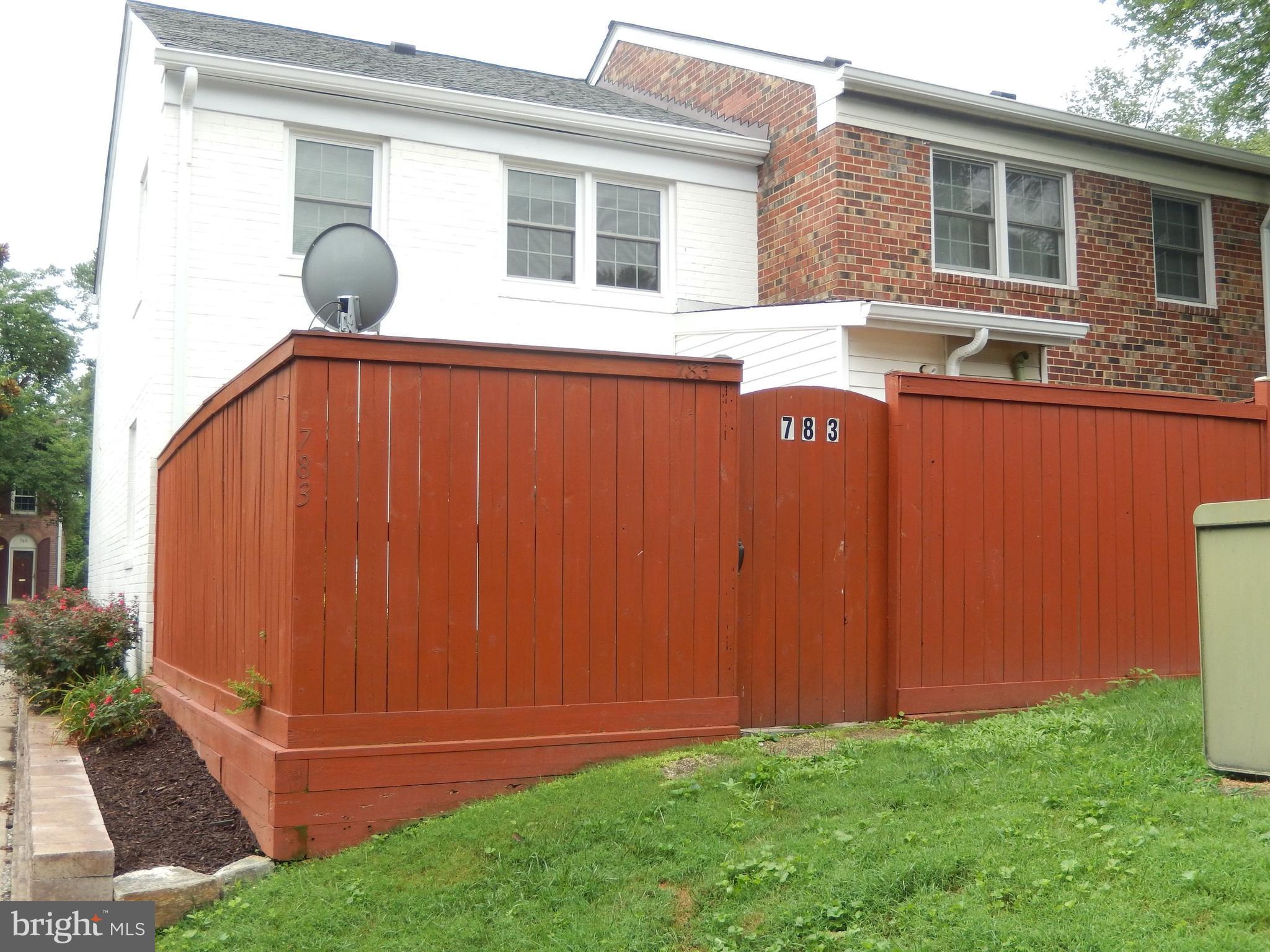 WOODLEY GARDENS - Residential Lease