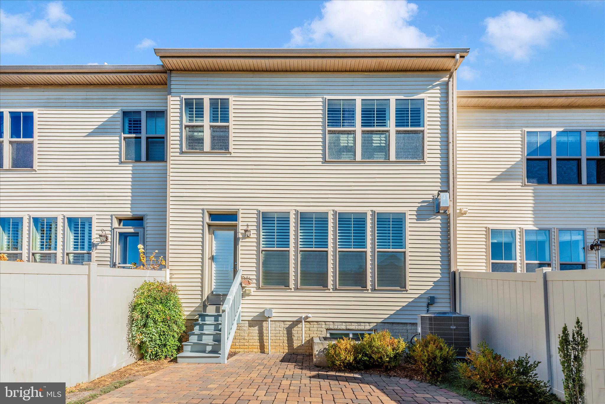 MILL ISLAND AT WORMAN'S MILL - Residential