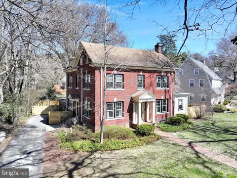 57 PARK RD READING PA 19609