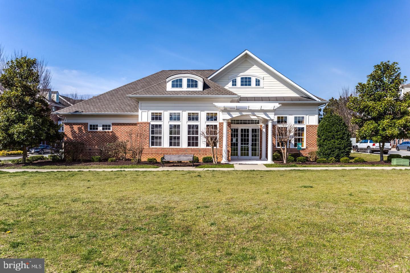 EDELEN STATION CONDOMINIUMS - Residential Lease