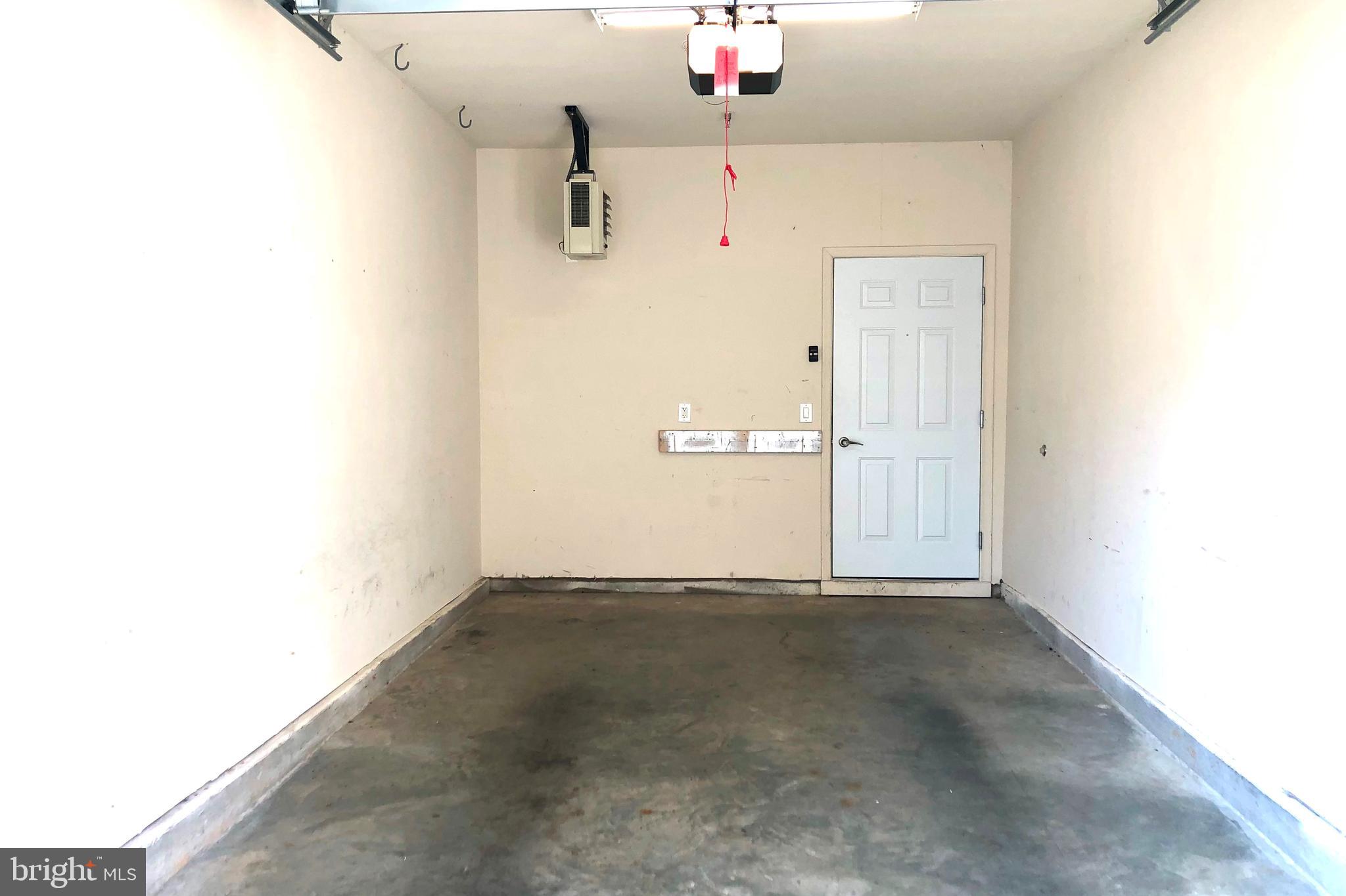 EDELEN STATION CONDOMINIUMS - Residential Lease