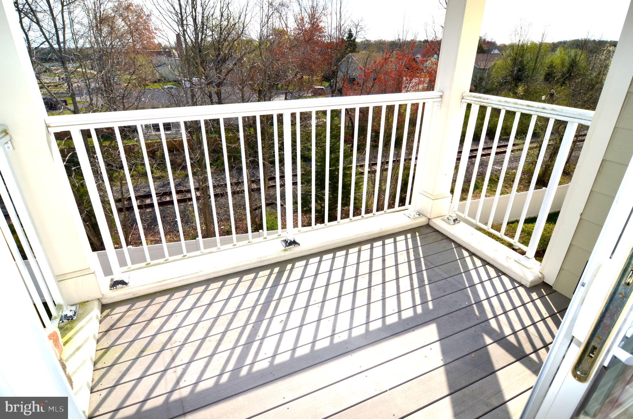 EDELEN STATION CONDOMINIUMS - Residential Lease