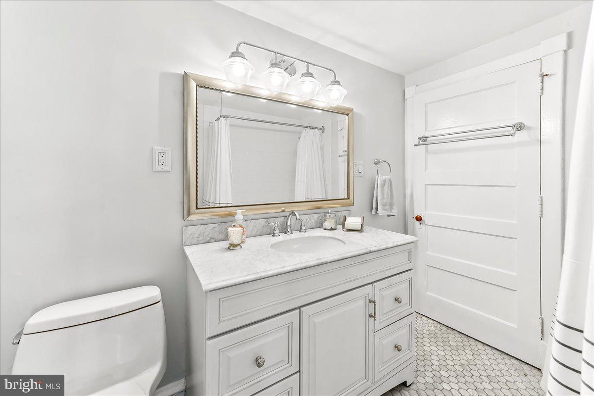 WESTOVER HILLS - Residential