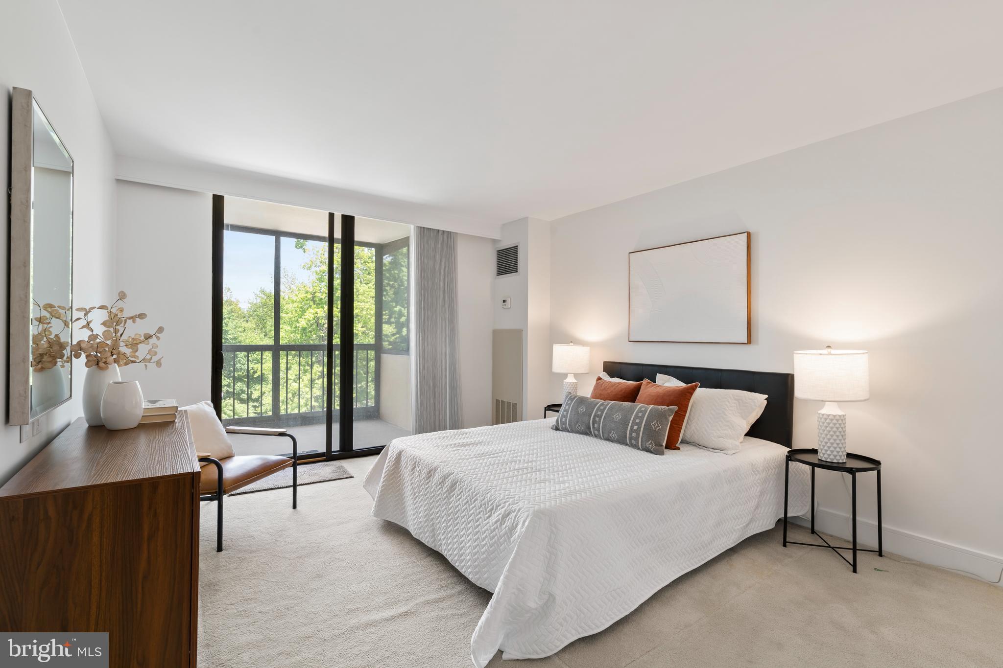 BRIAR HOUSE - Residential