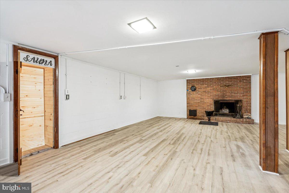 SPRING GARDEN ESTATES - Residential