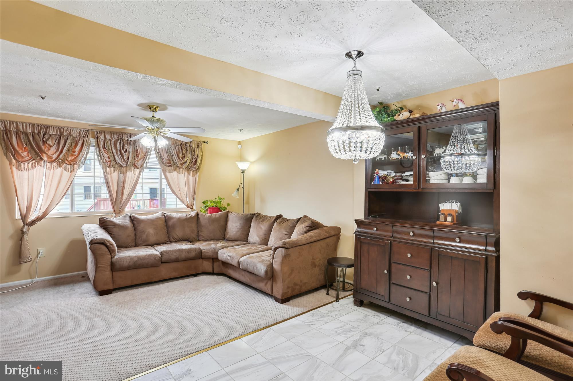 SADDLE CREEK - Residential