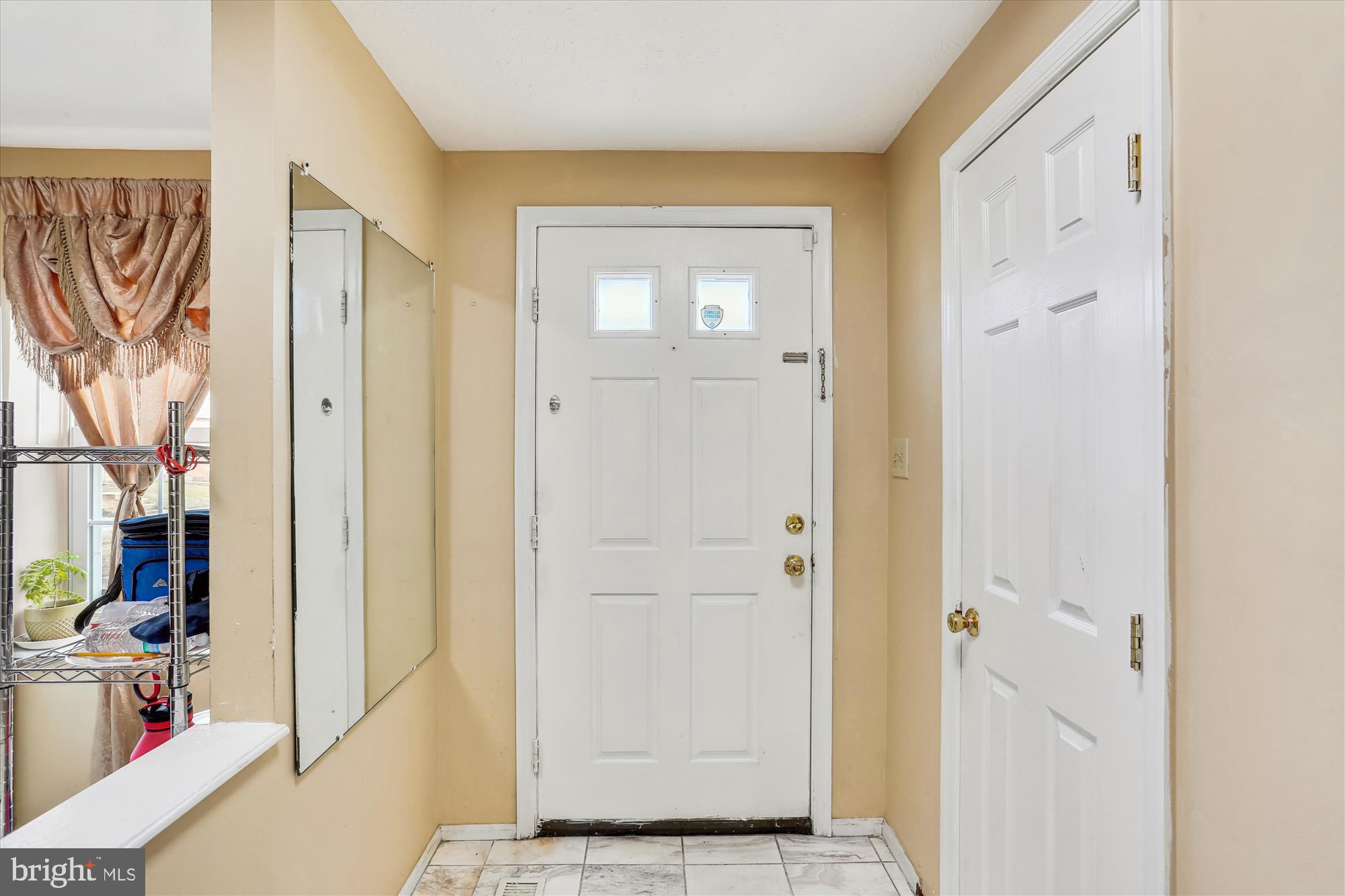 SADDLE CREEK - Residential