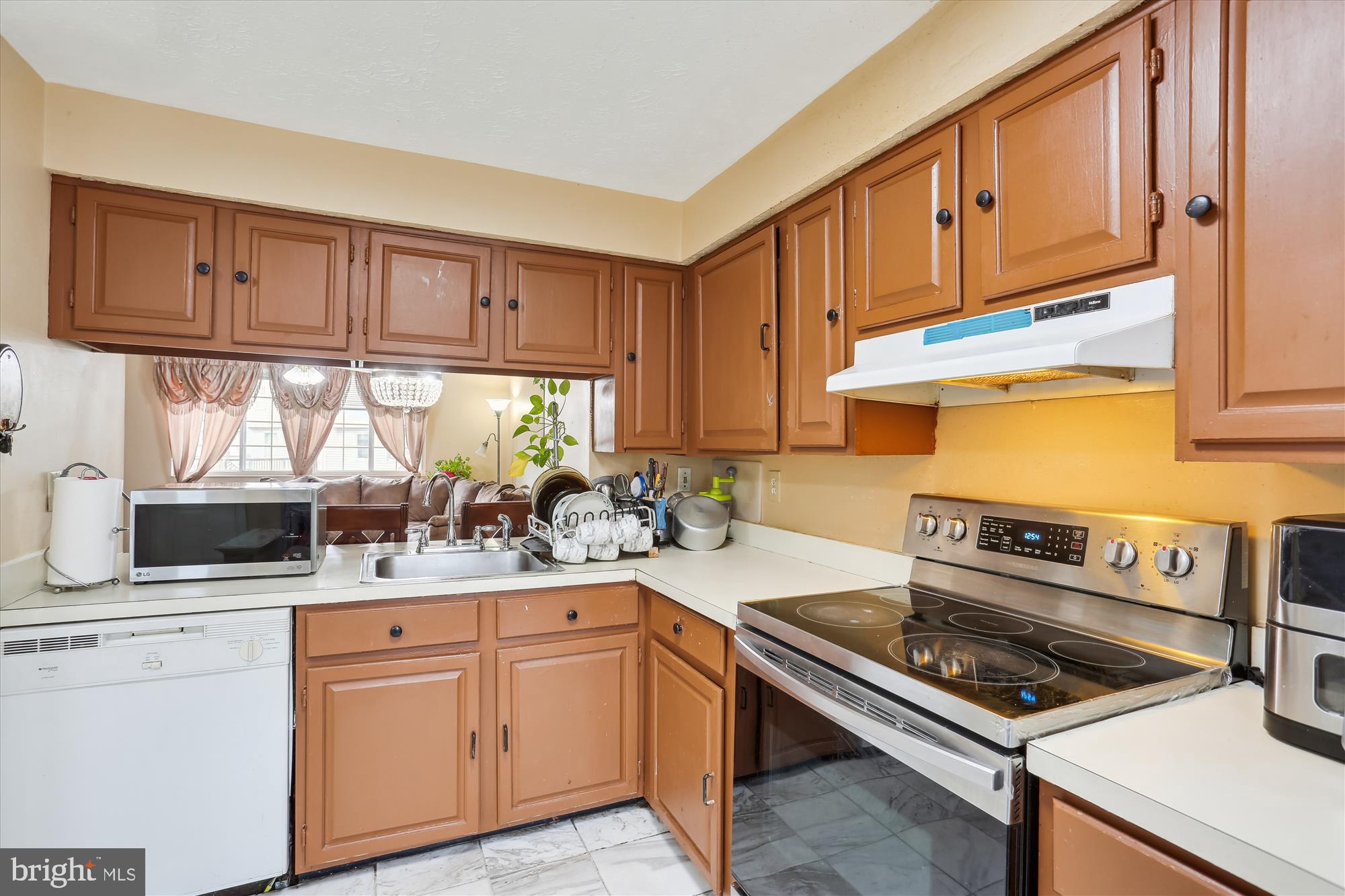 SADDLE CREEK - Residential