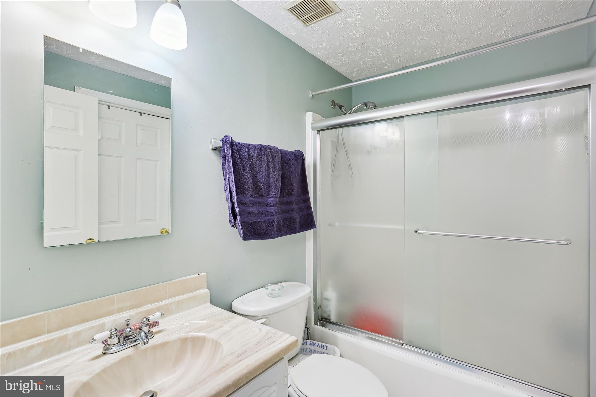 SADDLE CREEK - Residential