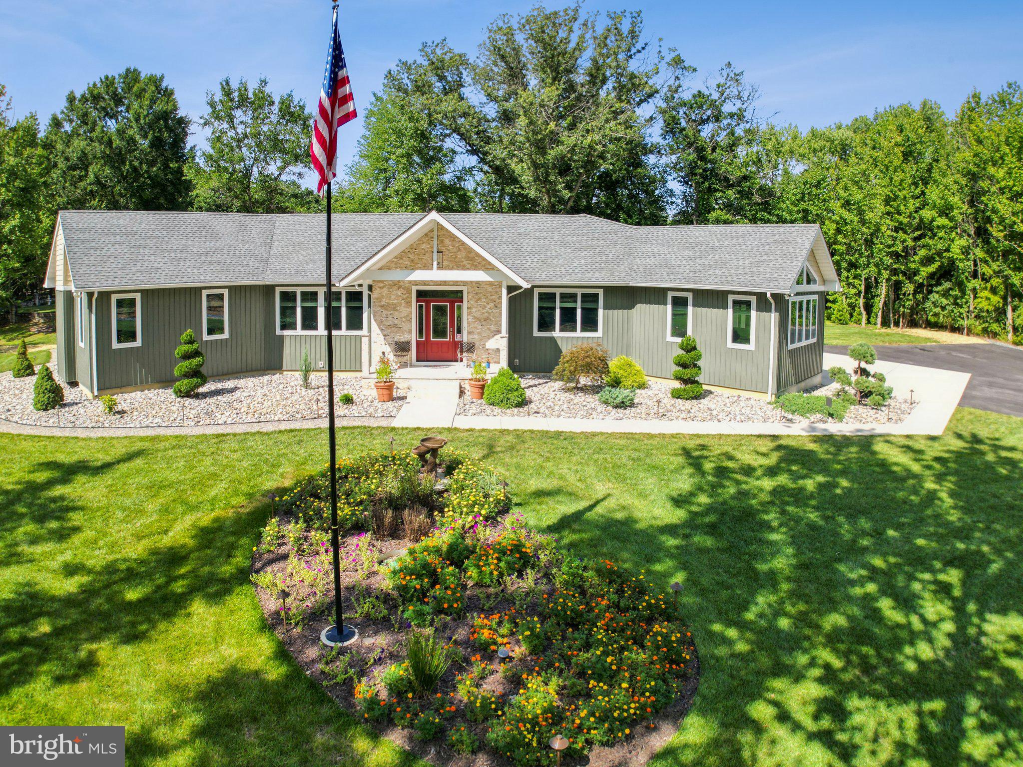 114 HILLSIDE ROAD