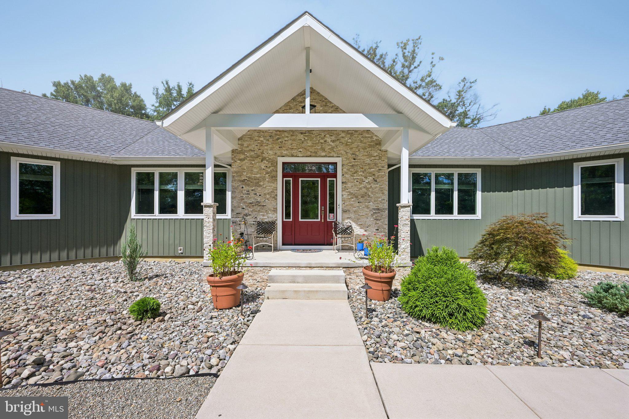 114 HILLSIDE ROAD