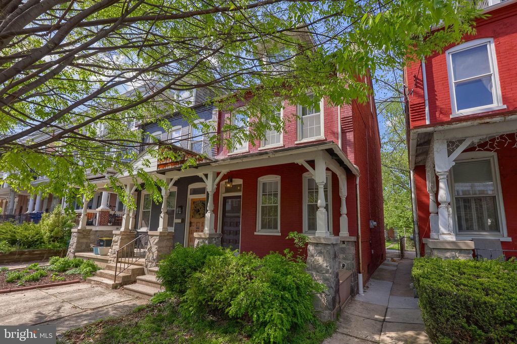 Photo of 213 E Ross Street, LANCASTER, PA 17602 (MLS # PALA2082406)