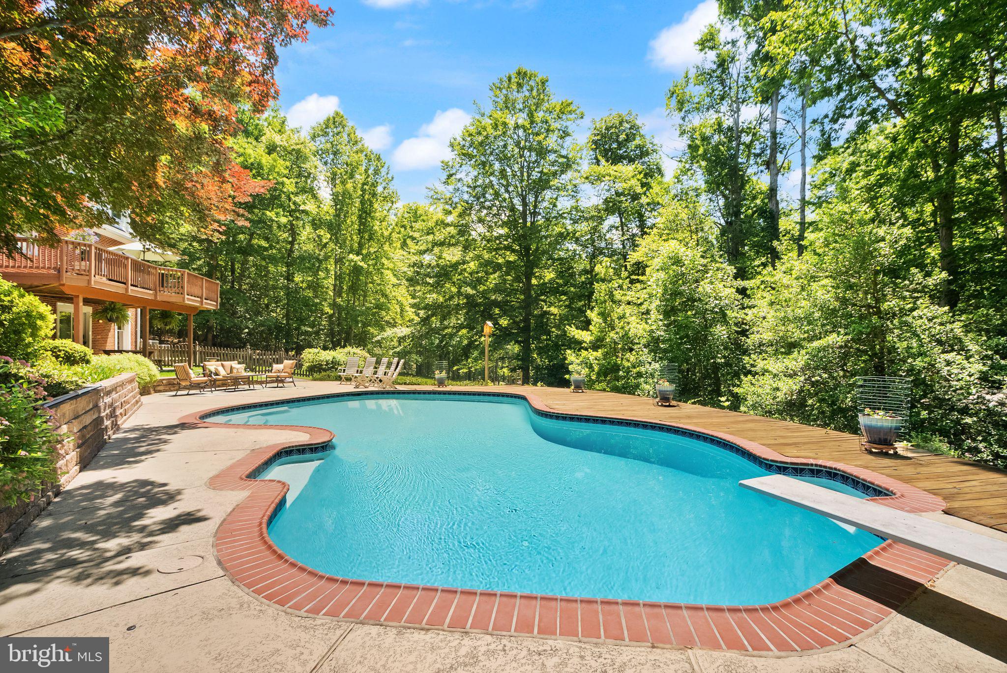 OCCOQUAN OVERLOOK - Residential