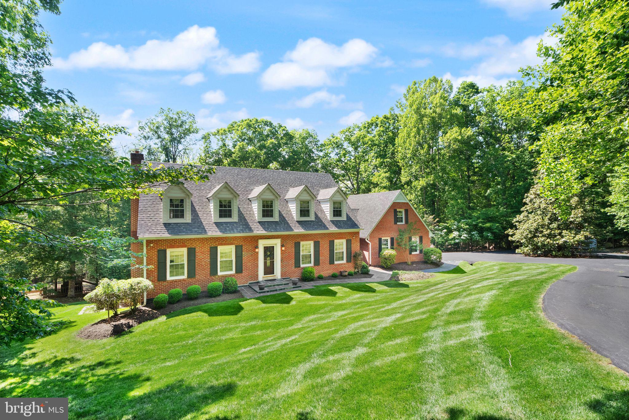 4924 WOOD LILLY COURT