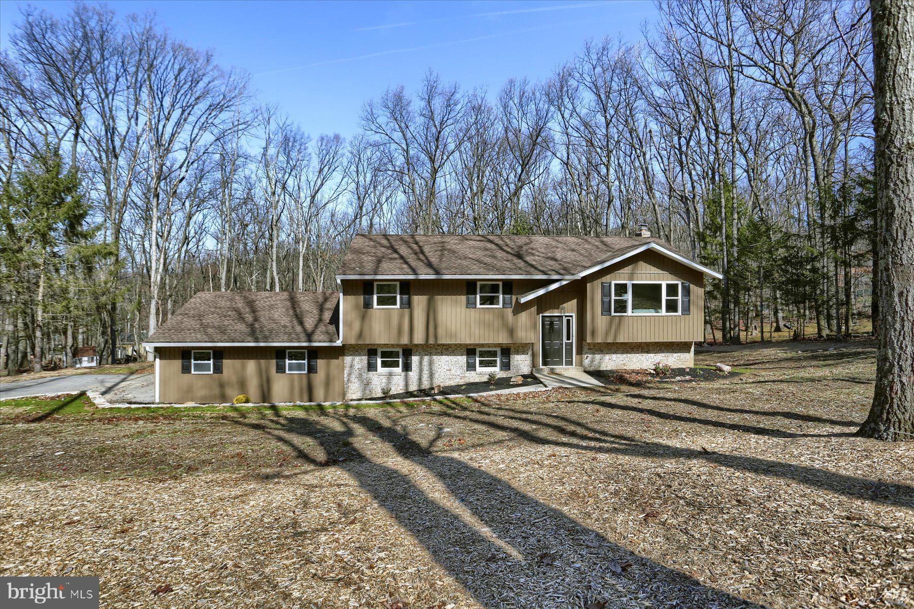 WHITE ROCK ACRES - Residential