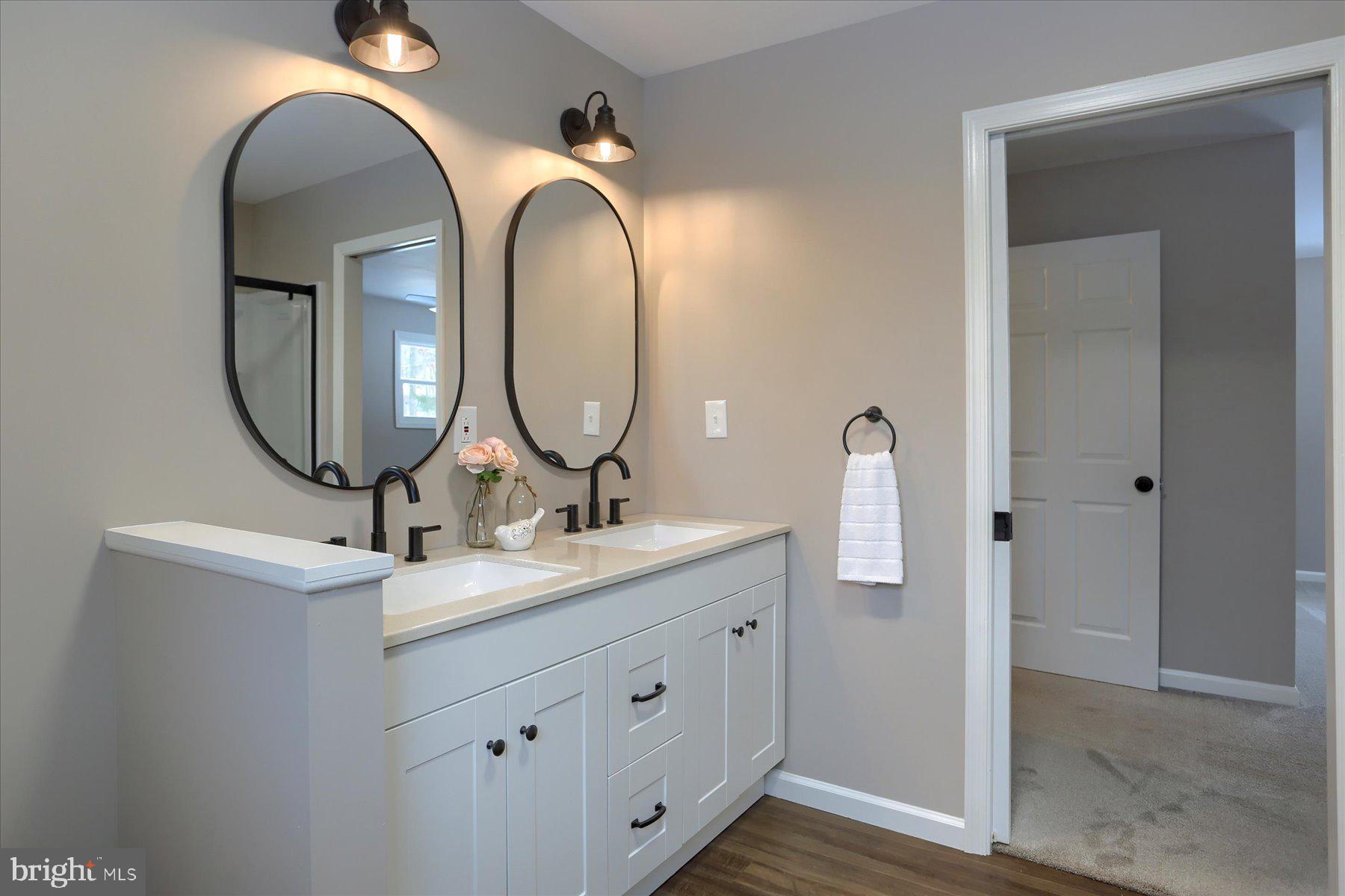 WHITE ROCK ACRES - Residential