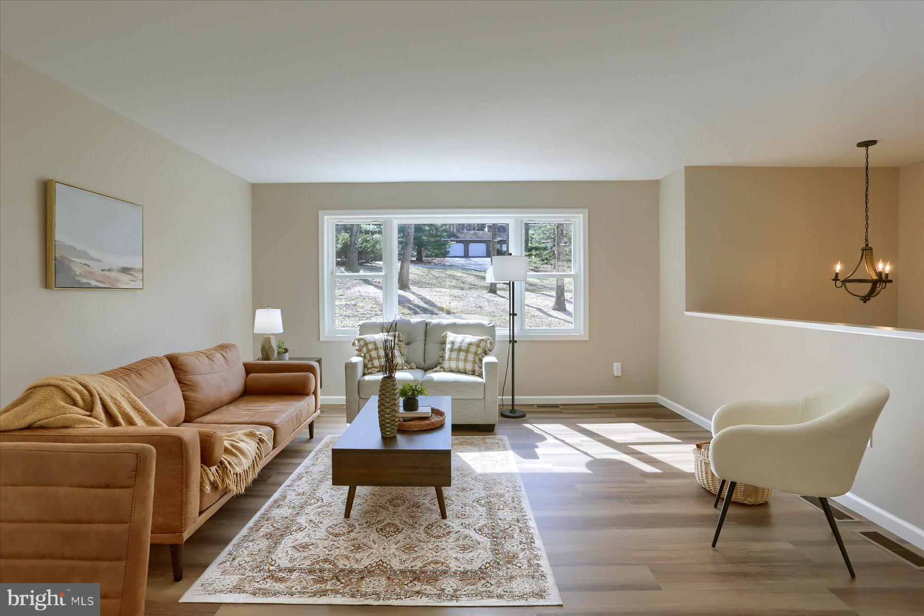 WHITE ROCK ACRES - Residential