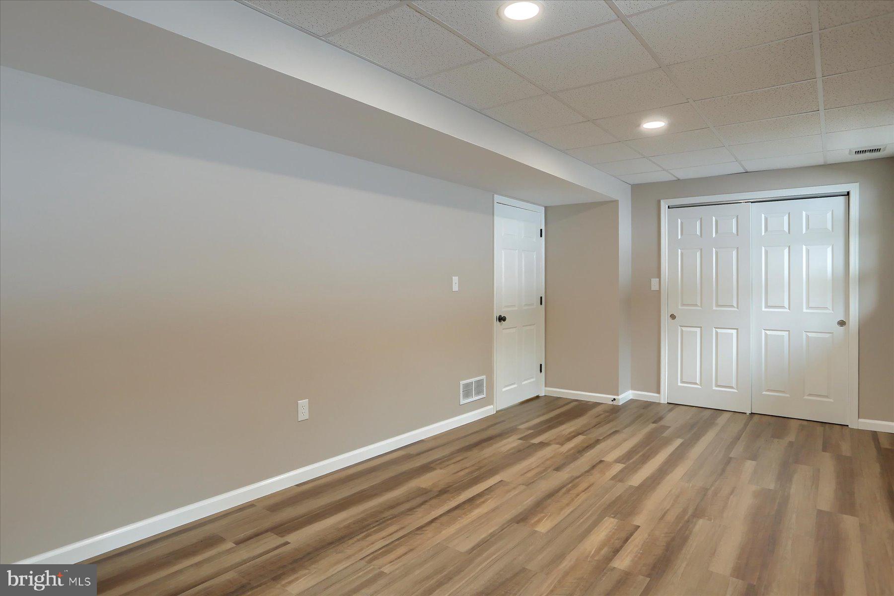 WHITE ROCK ACRES - Residential