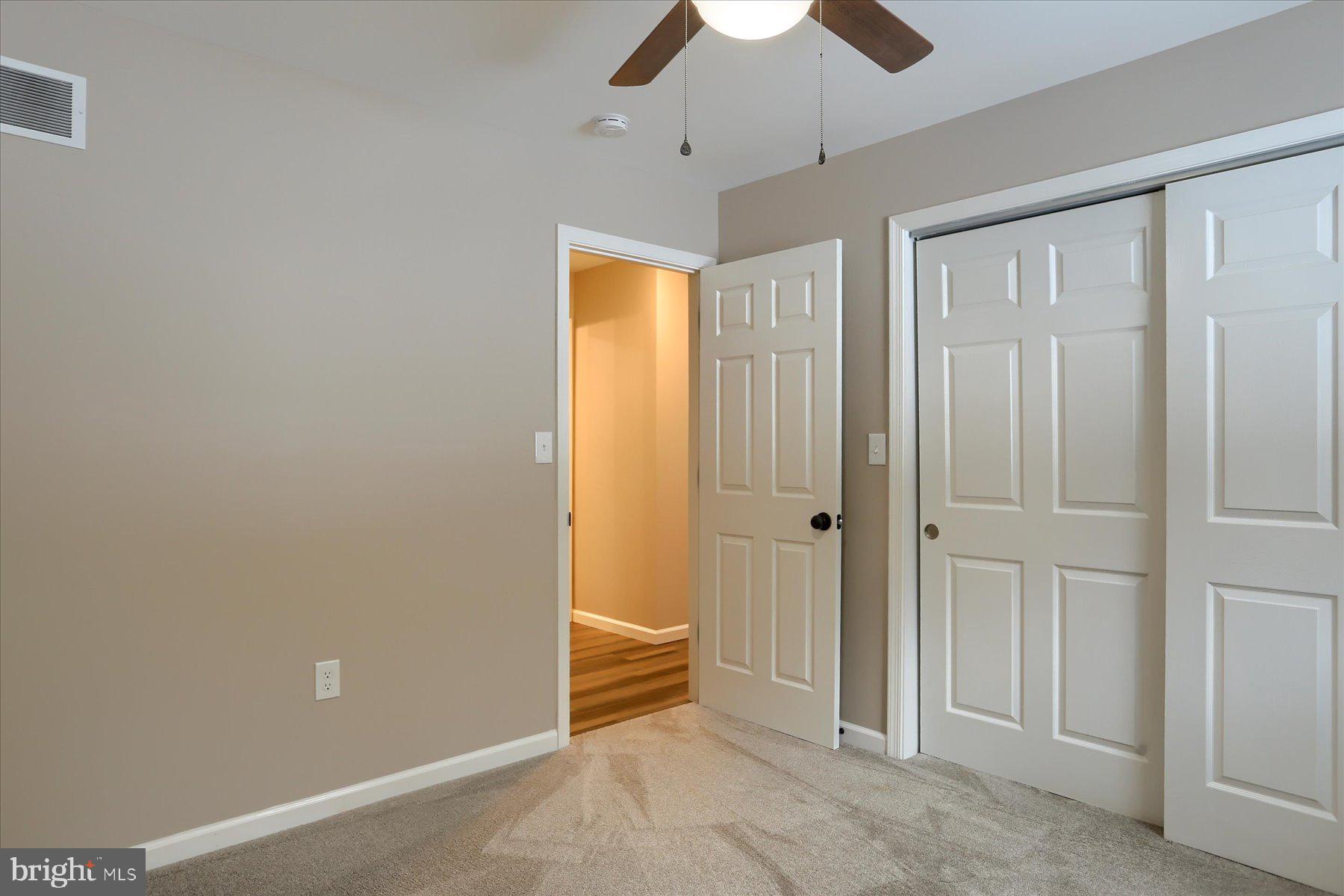 WHITE ROCK ACRES - Residential