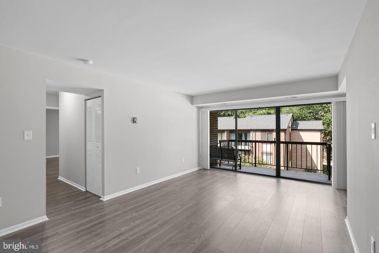 9728 KINGSBRIDGE DRIVE 302
