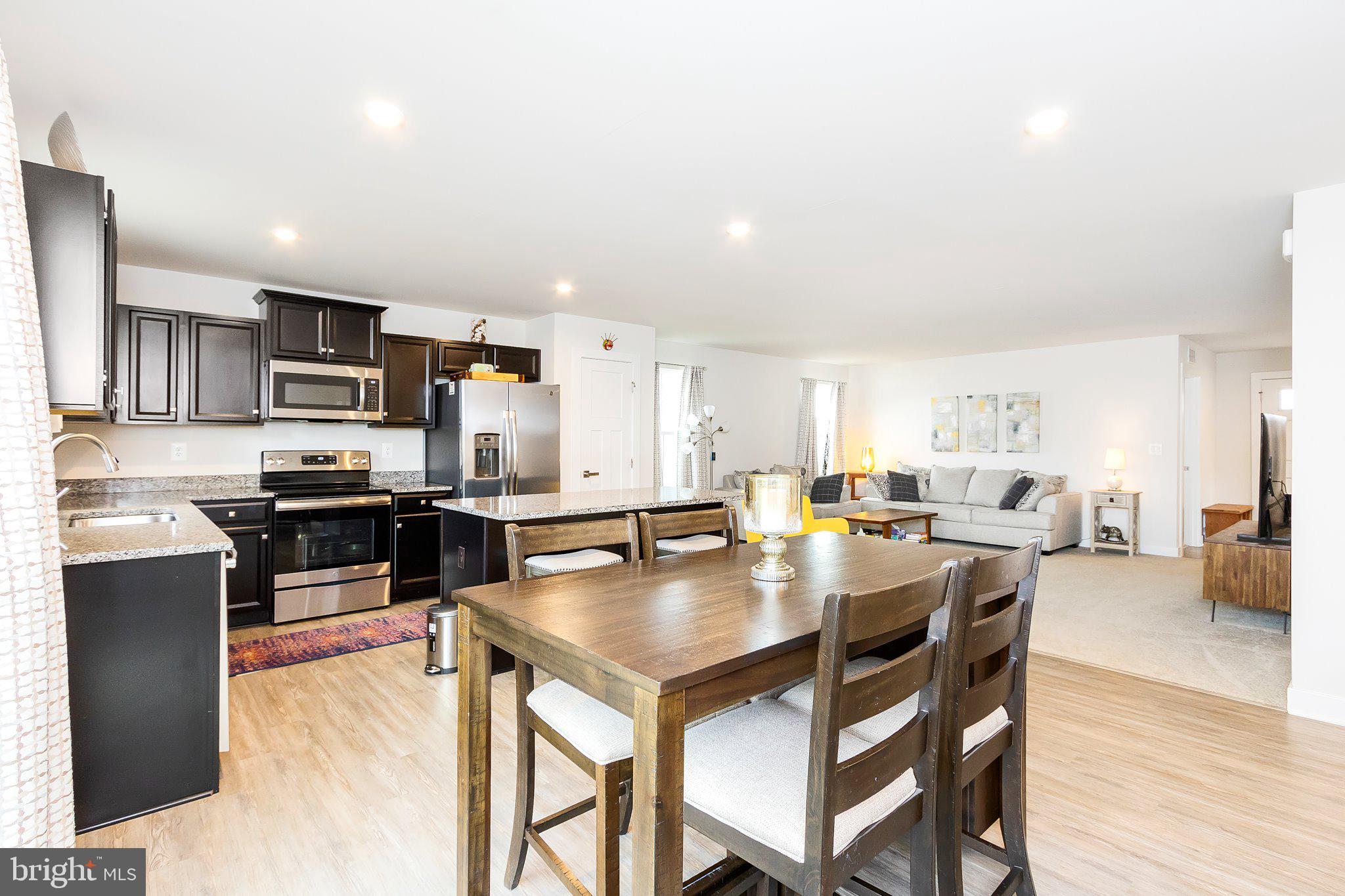 ARCADIA SPRINGS - Residential