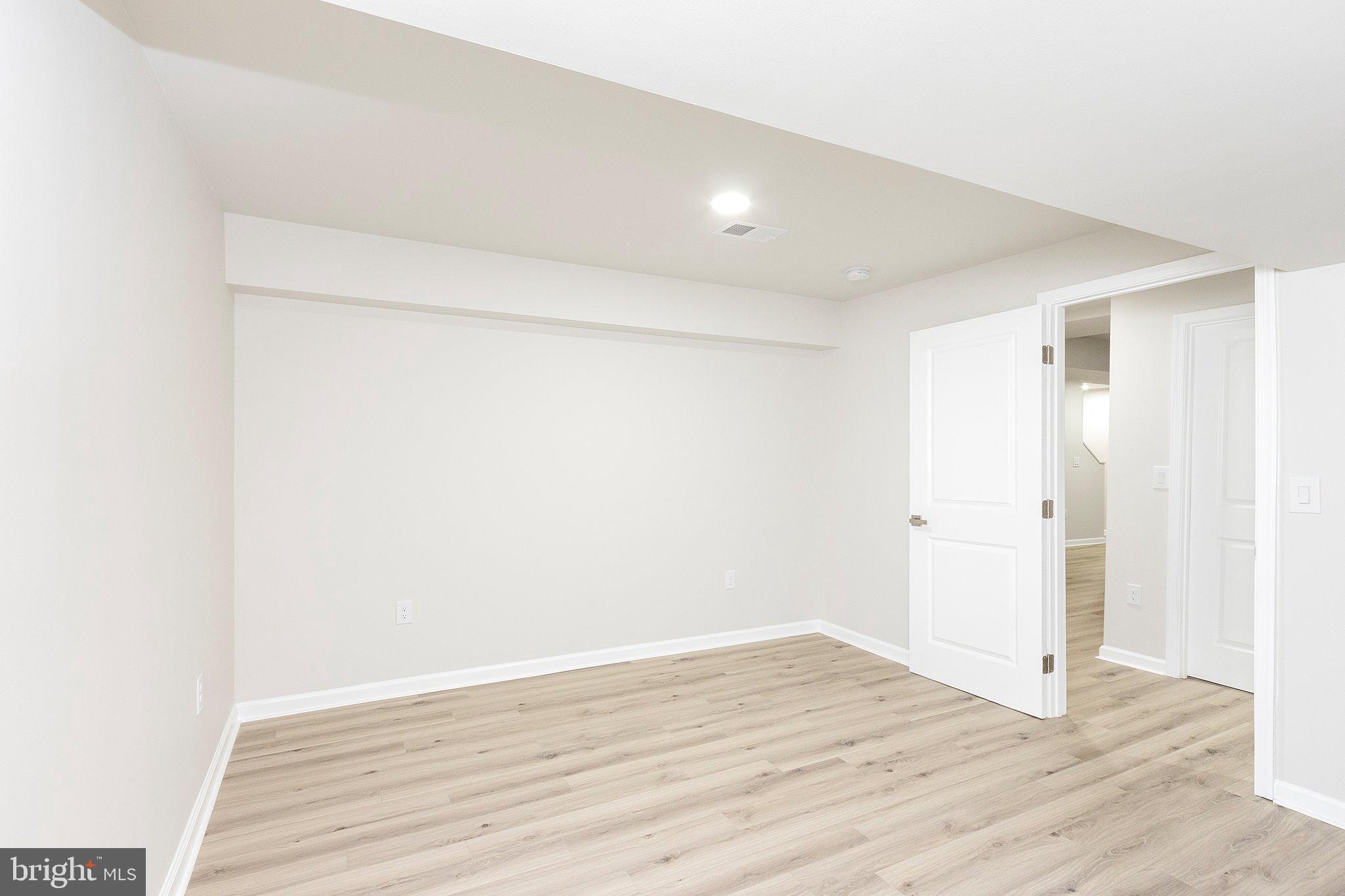 ARCADIA SPRINGS - Residential