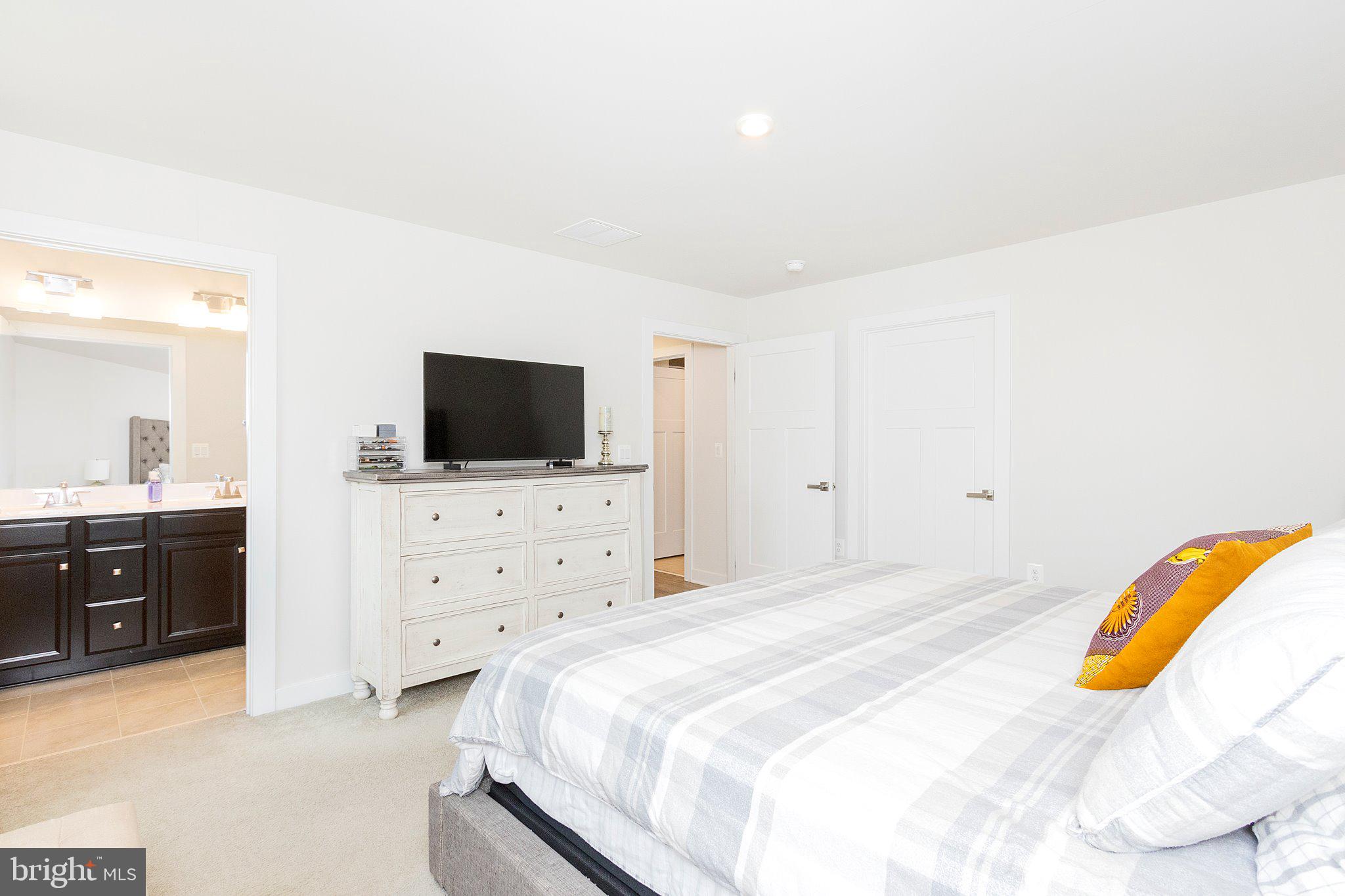 ARCADIA SPRINGS - Residential