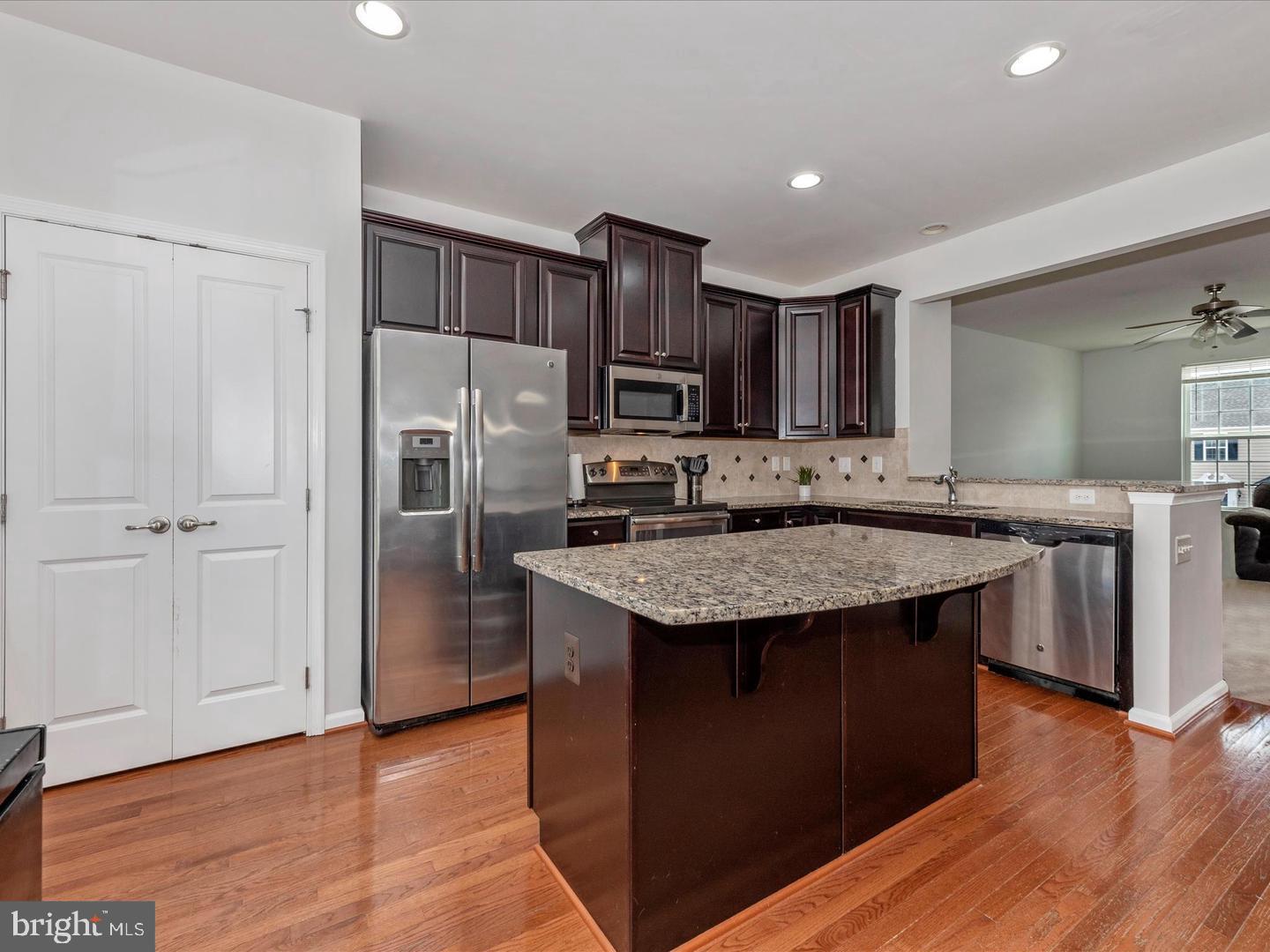 POTOMAC STATION - Residential Lease