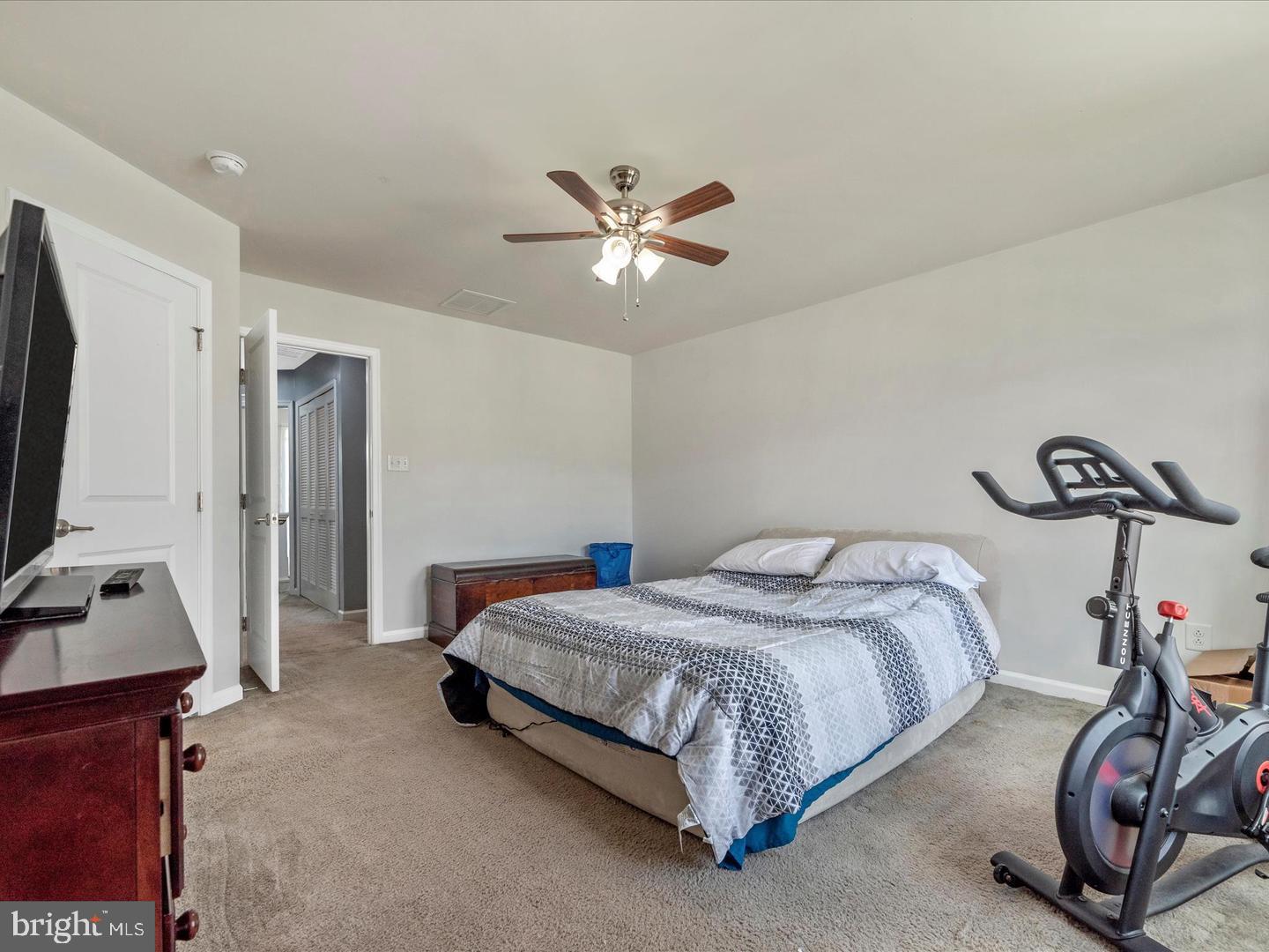 POTOMAC STATION - Residential Lease