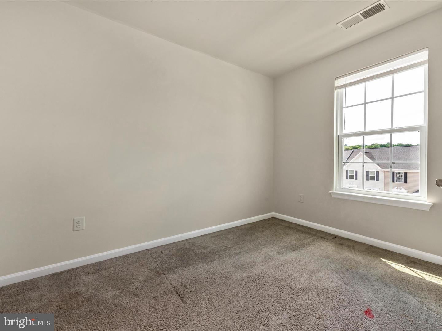 POTOMAC STATION - Residential Lease