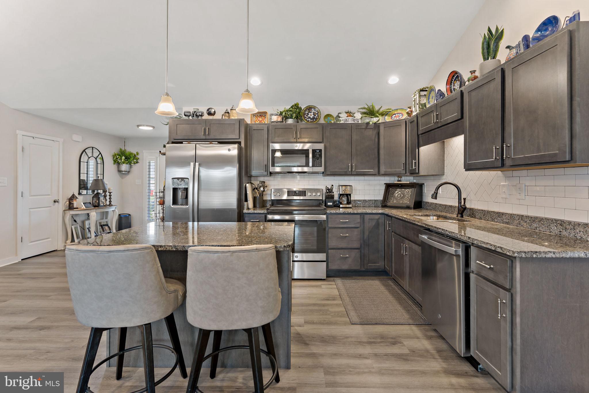 HERITAGE HILLS - Residential