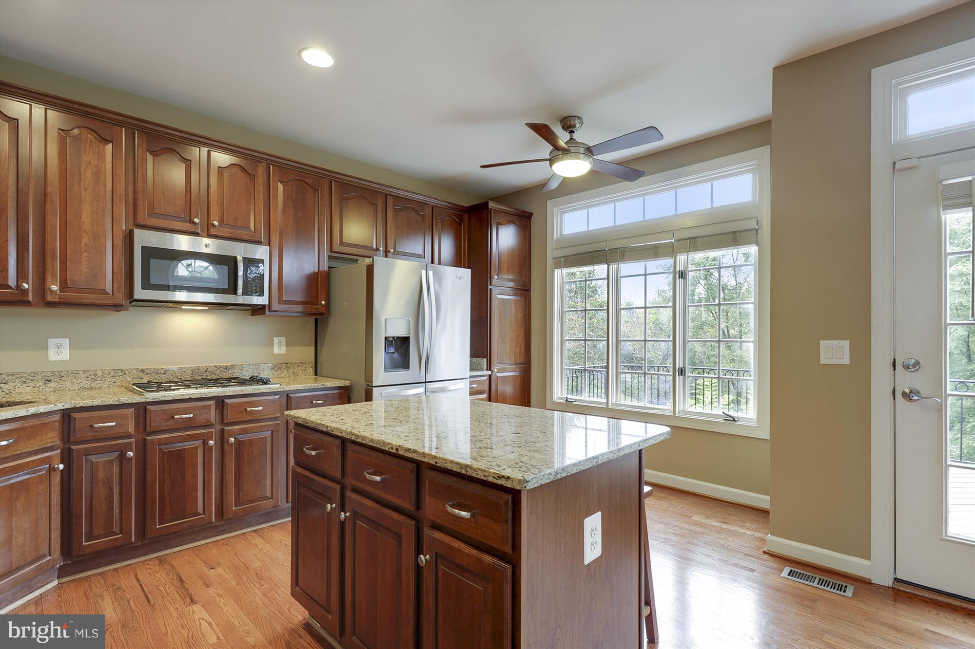 RIVER CREEK - Residential