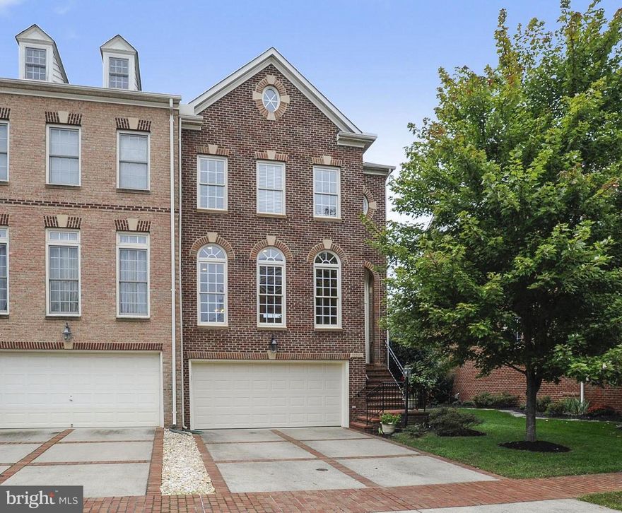 Lovely End All Brick 2 Car Gar TH in River Creek on the Potomac River & Goose Creek. Backs to trees, open space and Hole 7.  Bird watching is available here. Bring your binoculars and Bird Field Guide. Bring your canoe or kayak and launch right in your community. Where else can you do that?  A rare find at a great price. Grab it while you can.