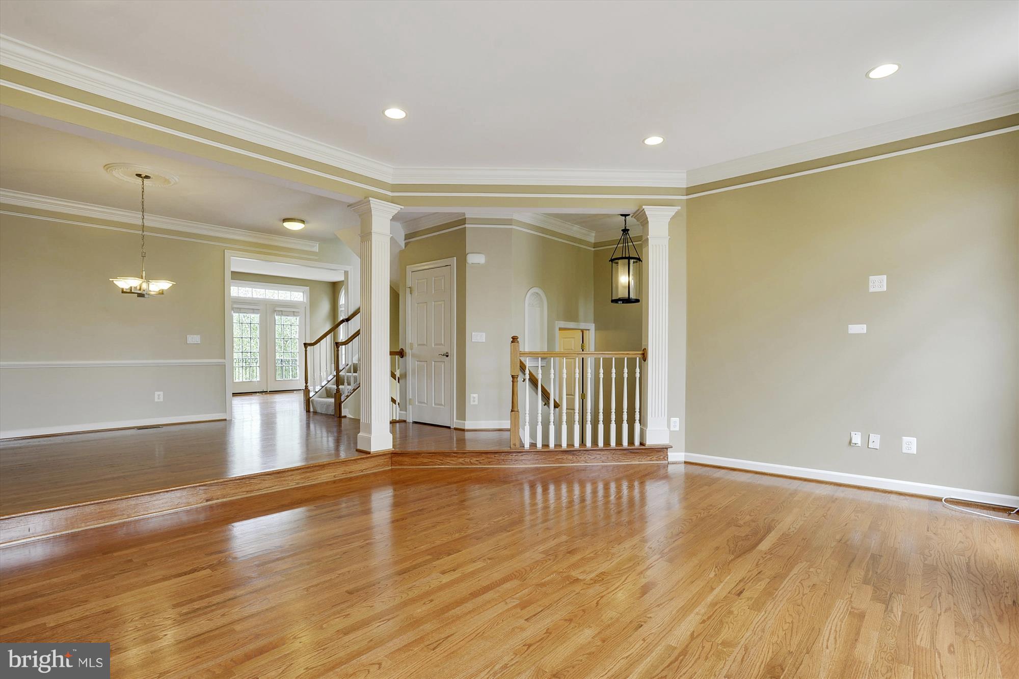 RIVER CREEK - Residential