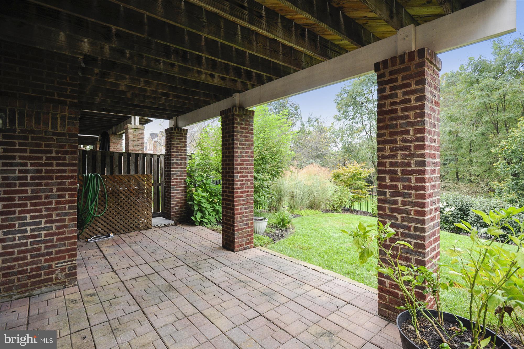 RIVER CREEK - Residential