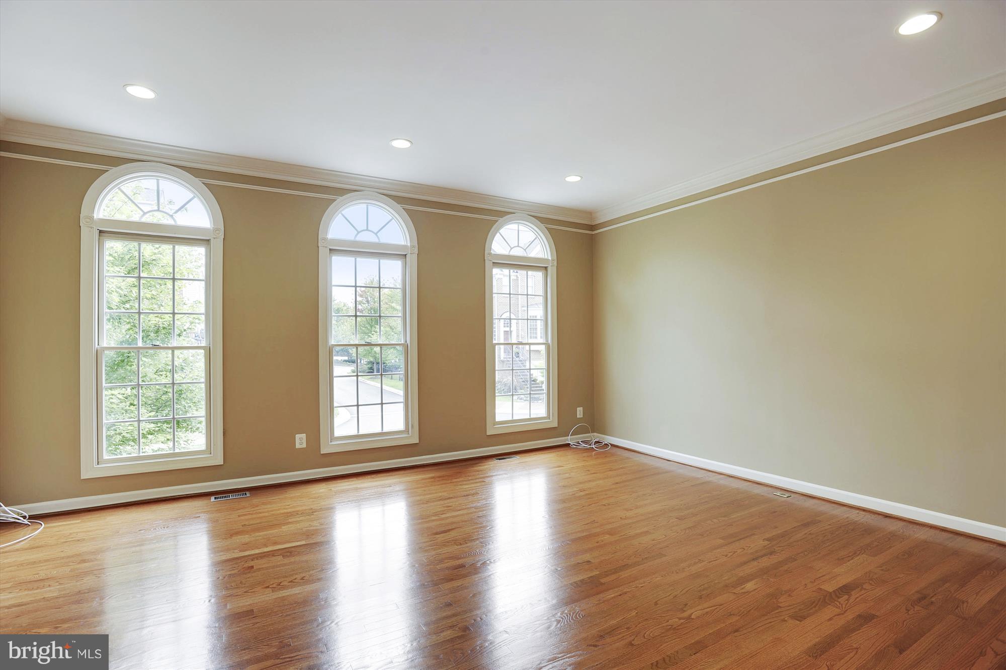 RIVER CREEK - Residential