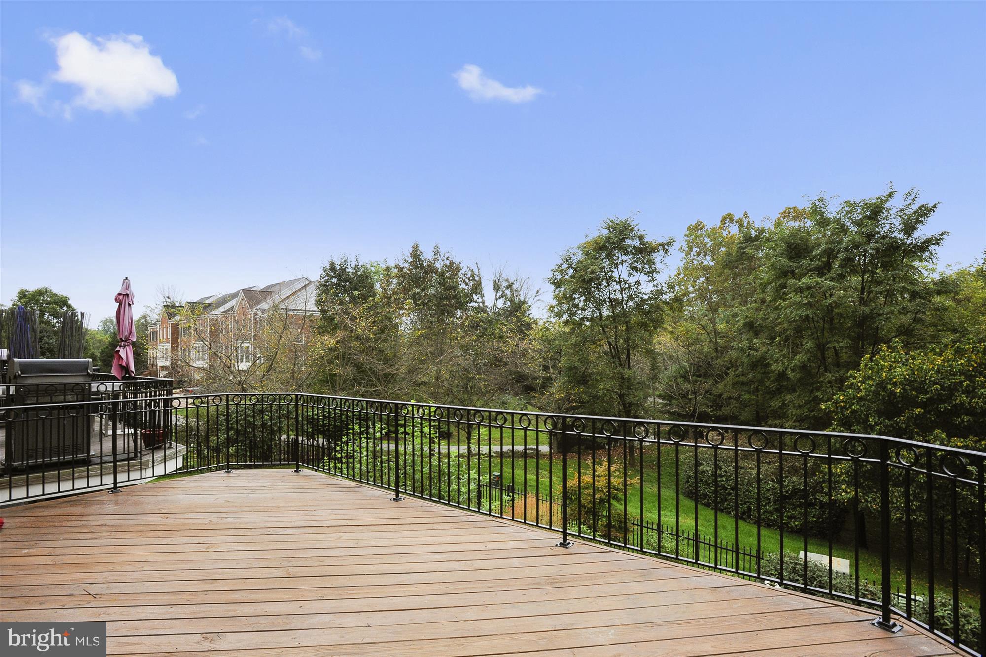 RIVER CREEK - Residential