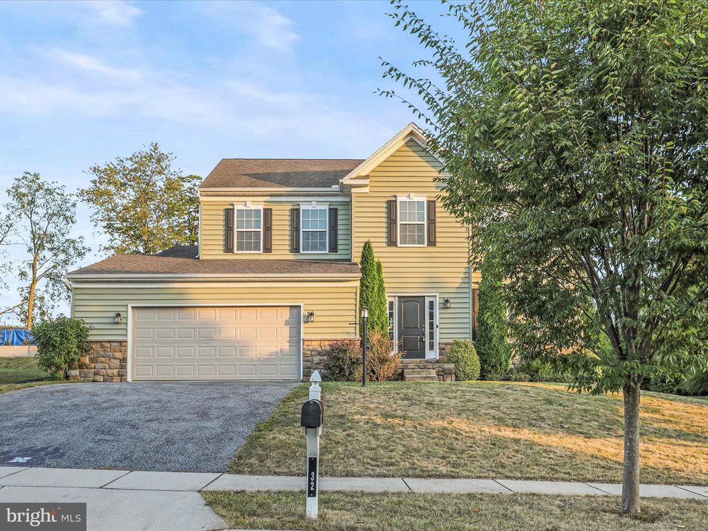 Photo of 32 Spend A Buck Drive, DILLSBURG, PA 17019 (MLS # PAYK2090408)