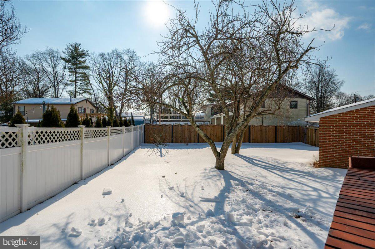 WEST MAGOTHY MANOR - Residential