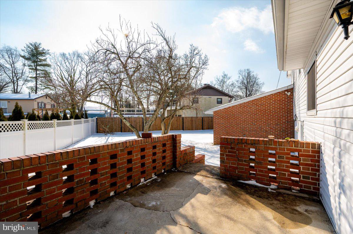 WEST MAGOTHY MANOR - Residential