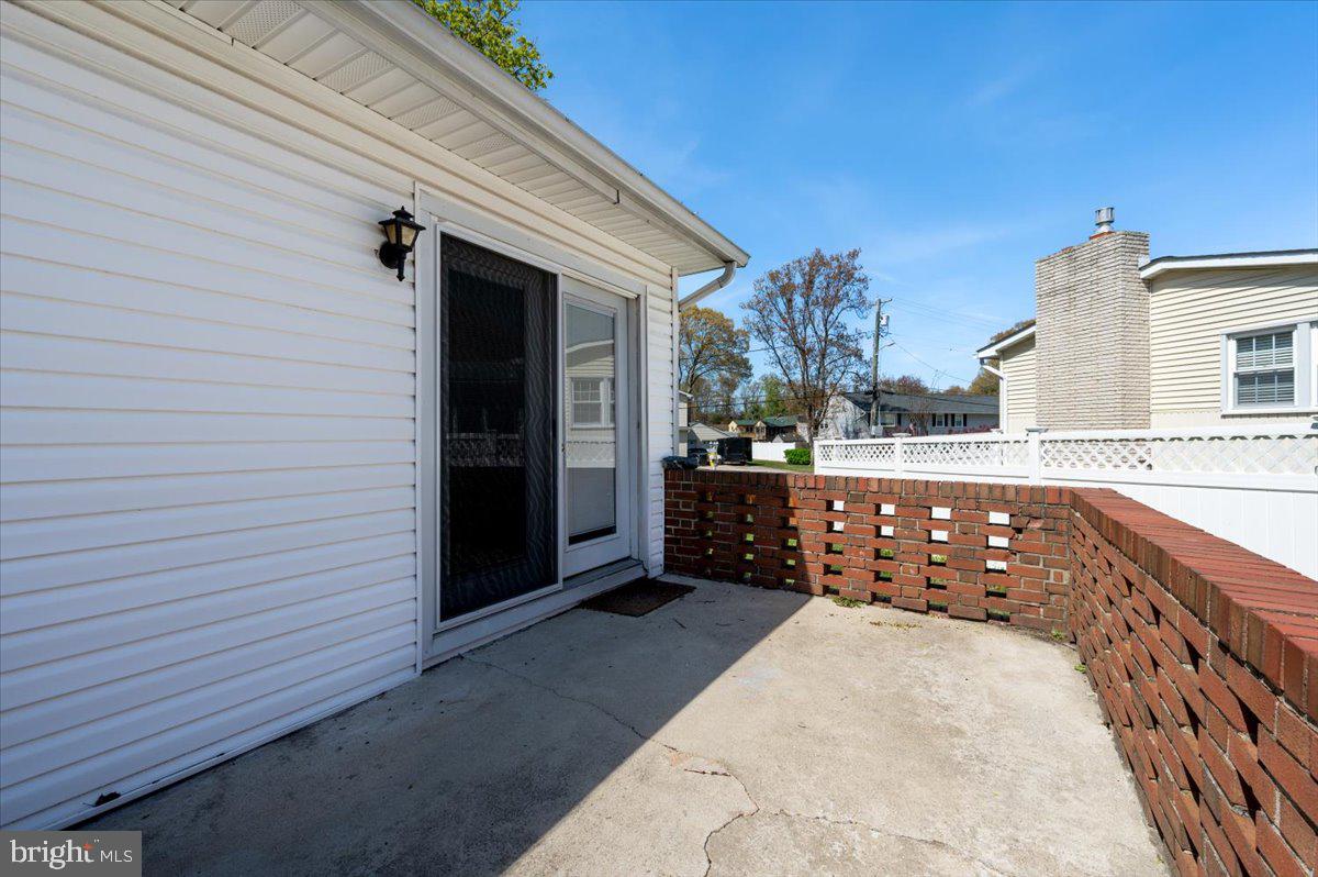 WEST MAGOTHY MANOR - Residential