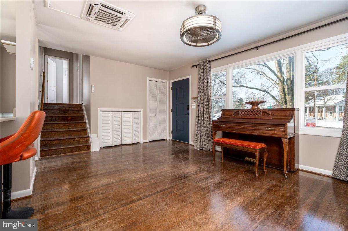 WEST MAGOTHY MANOR - Residential