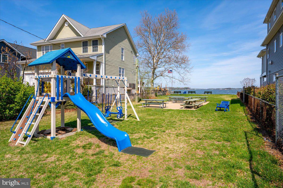 WEST MAGOTHY MANOR - Residential