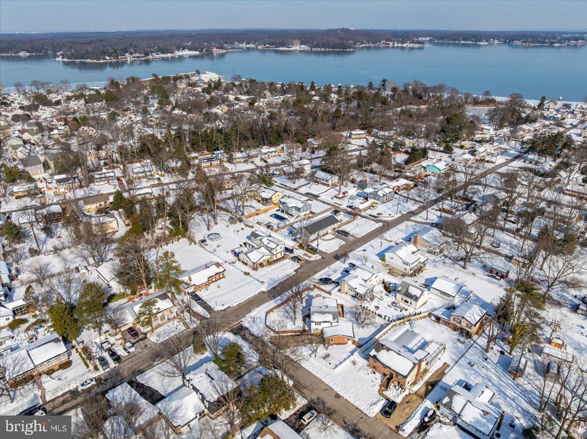 WEST MAGOTHY MANOR - Residential